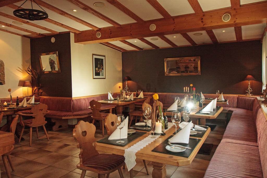 Hotel Restaurant Lindenhof Бад Ласфе Екстериор снимка