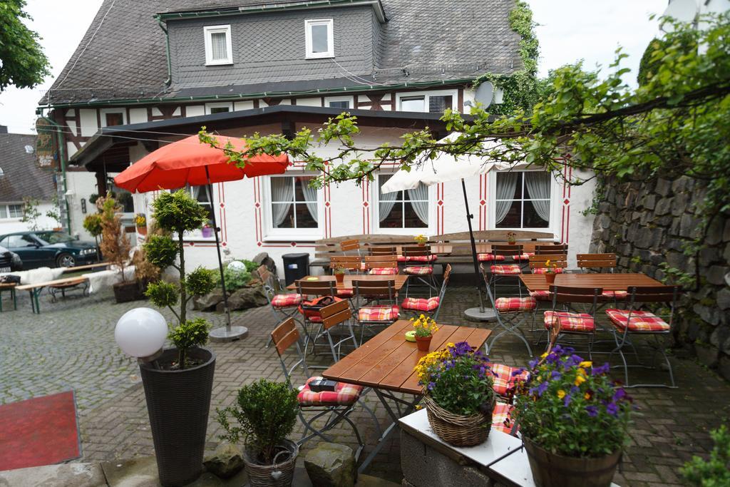 Hotel Restaurant Lindenhof Бад Ласфе Екстериор снимка