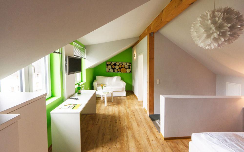 Hotel Restaurant Lindenhof Бад Ласфе Екстериор снимка