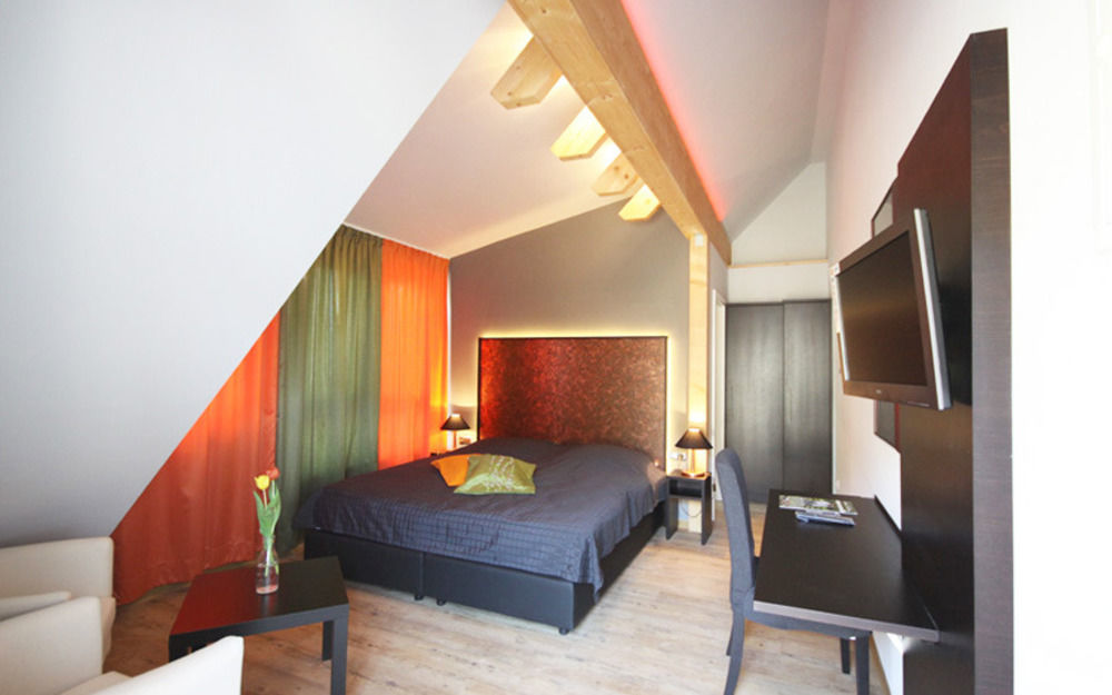 Hotel Restaurant Lindenhof Бад Ласфе Екстериор снимка