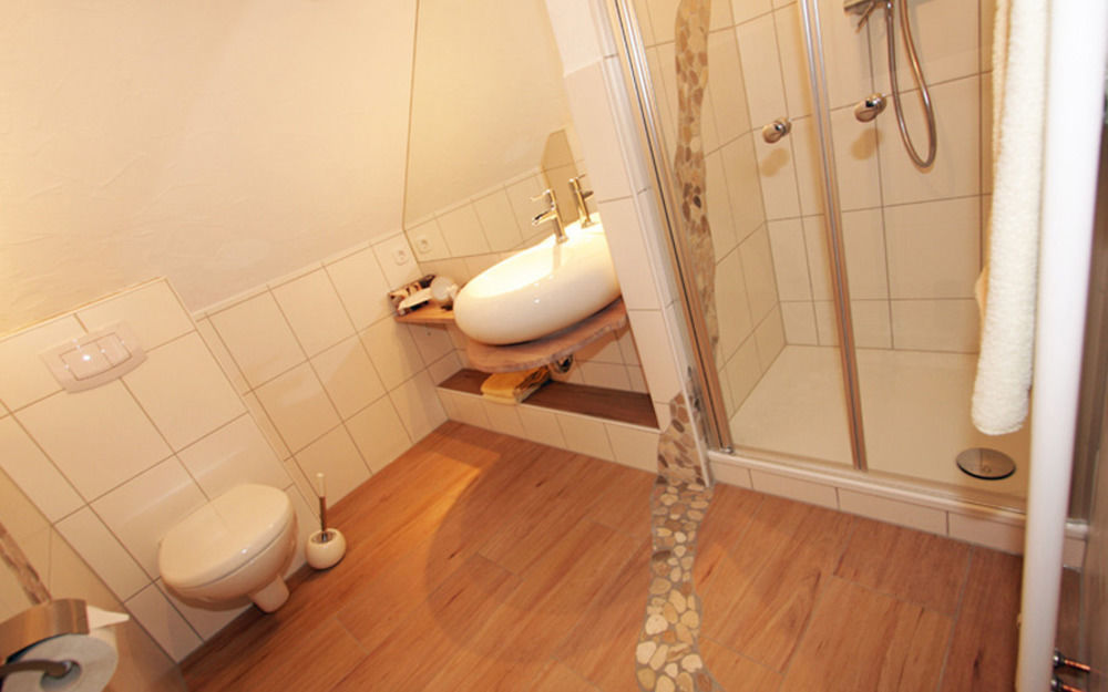 Hotel Restaurant Lindenhof Бад Ласфе Екстериор снимка